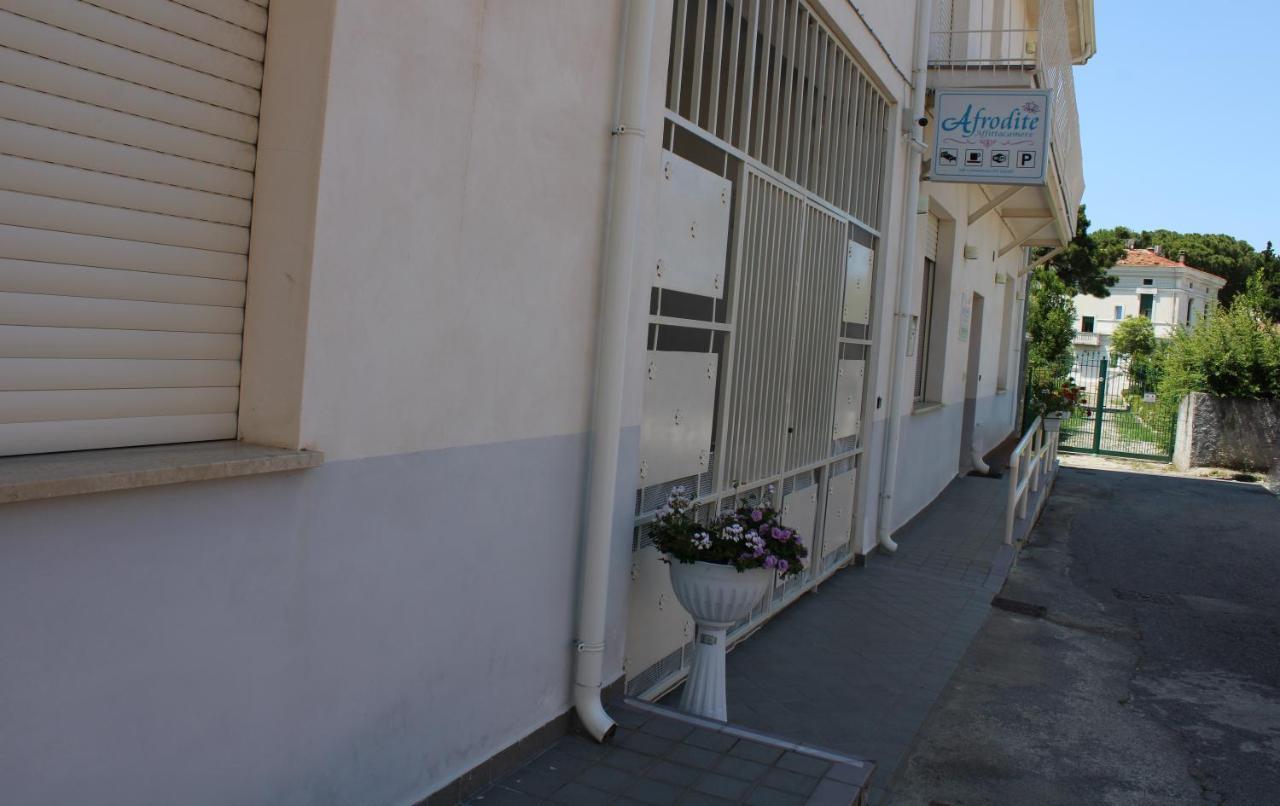 Hotel Afrodite à Scalea Extérieur photo
