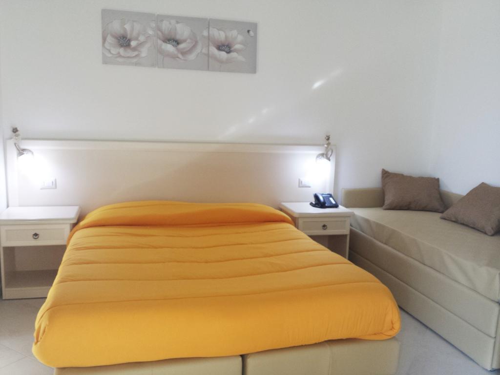 Hotel Afrodite à Scalea Extérieur photo